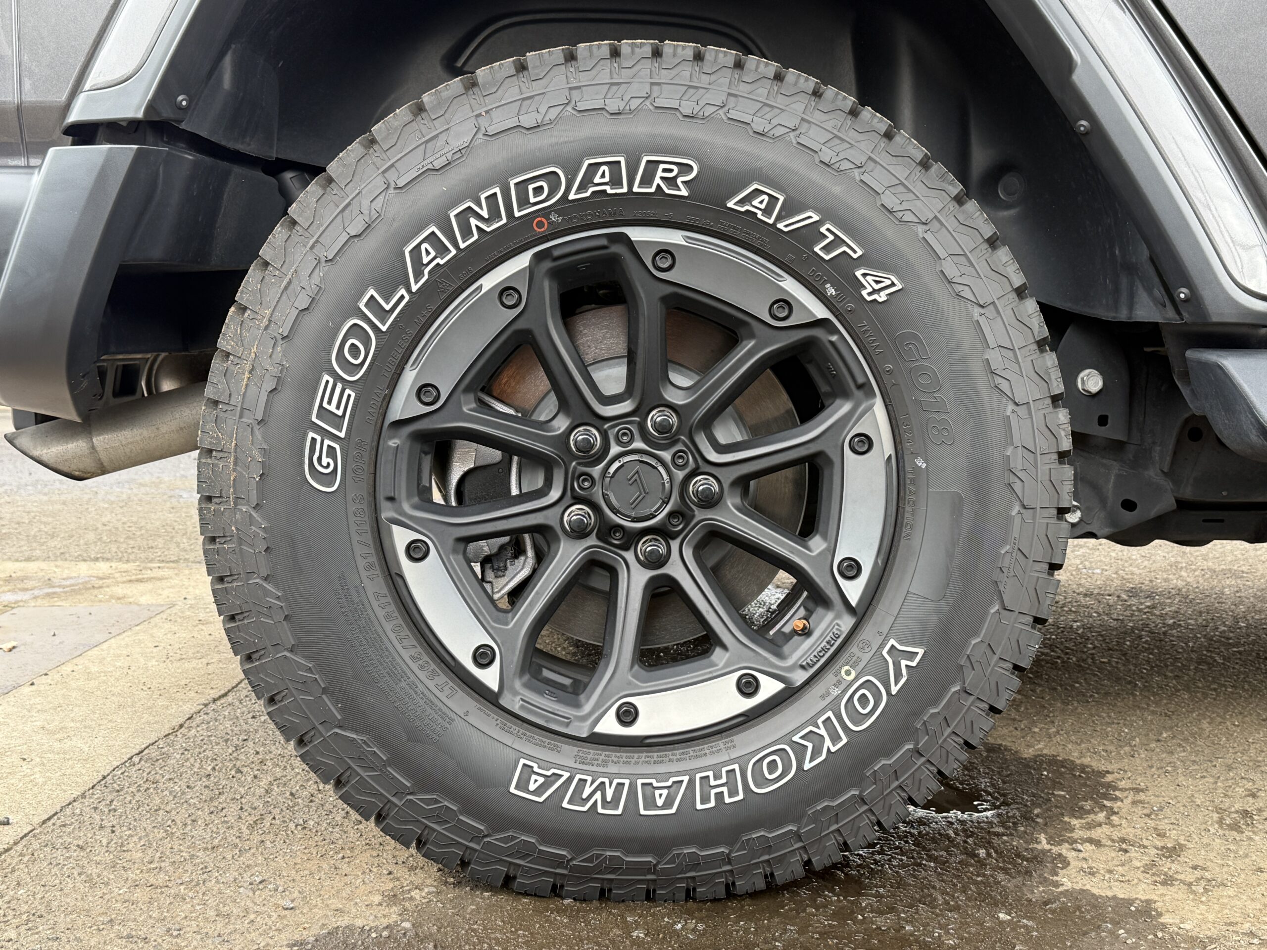 アンリミテッド サハラ2.0L 4WDの車両写真