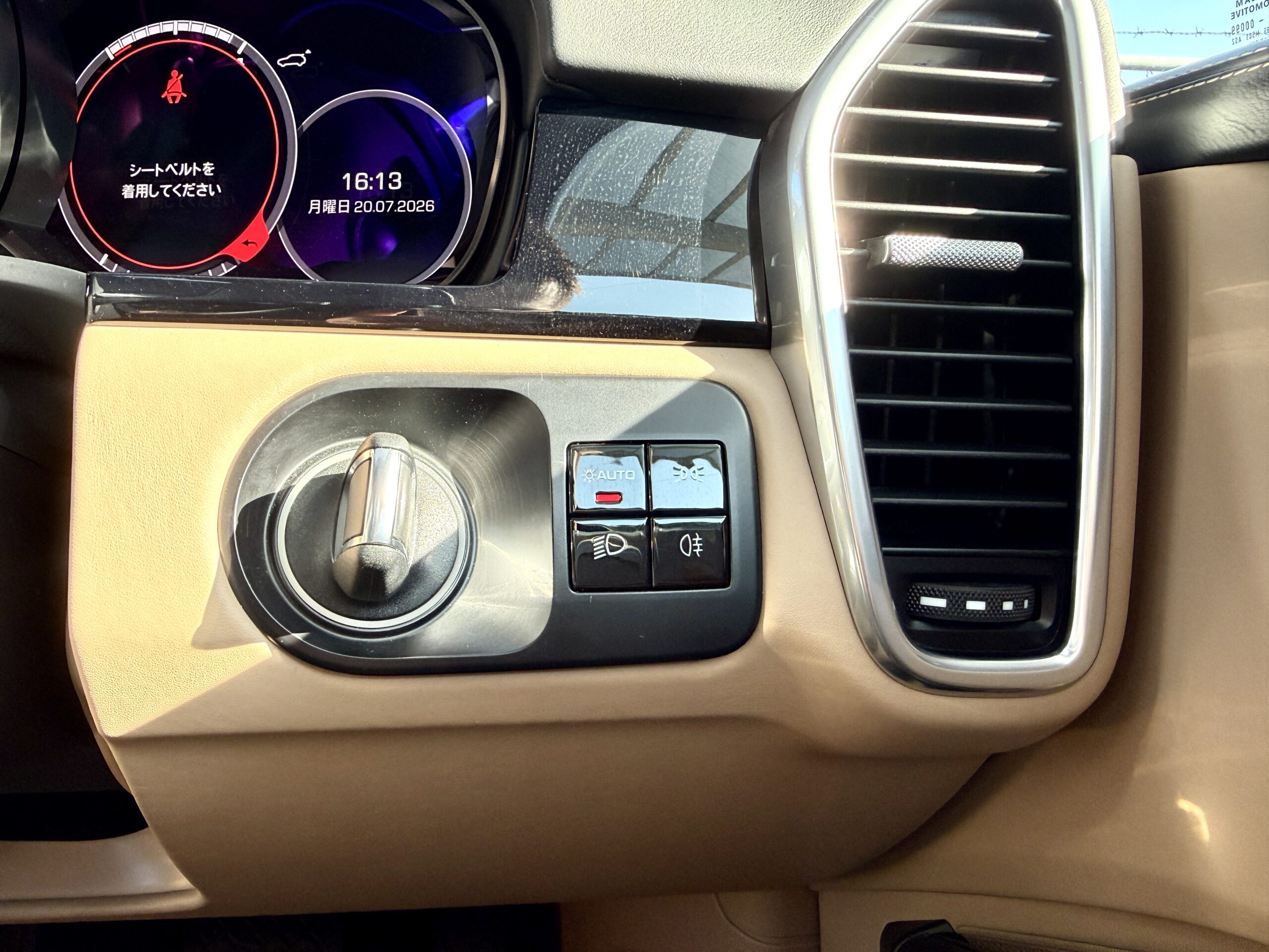 カイエンクーペ EハイブリッドTip-S 4WDの車両写真