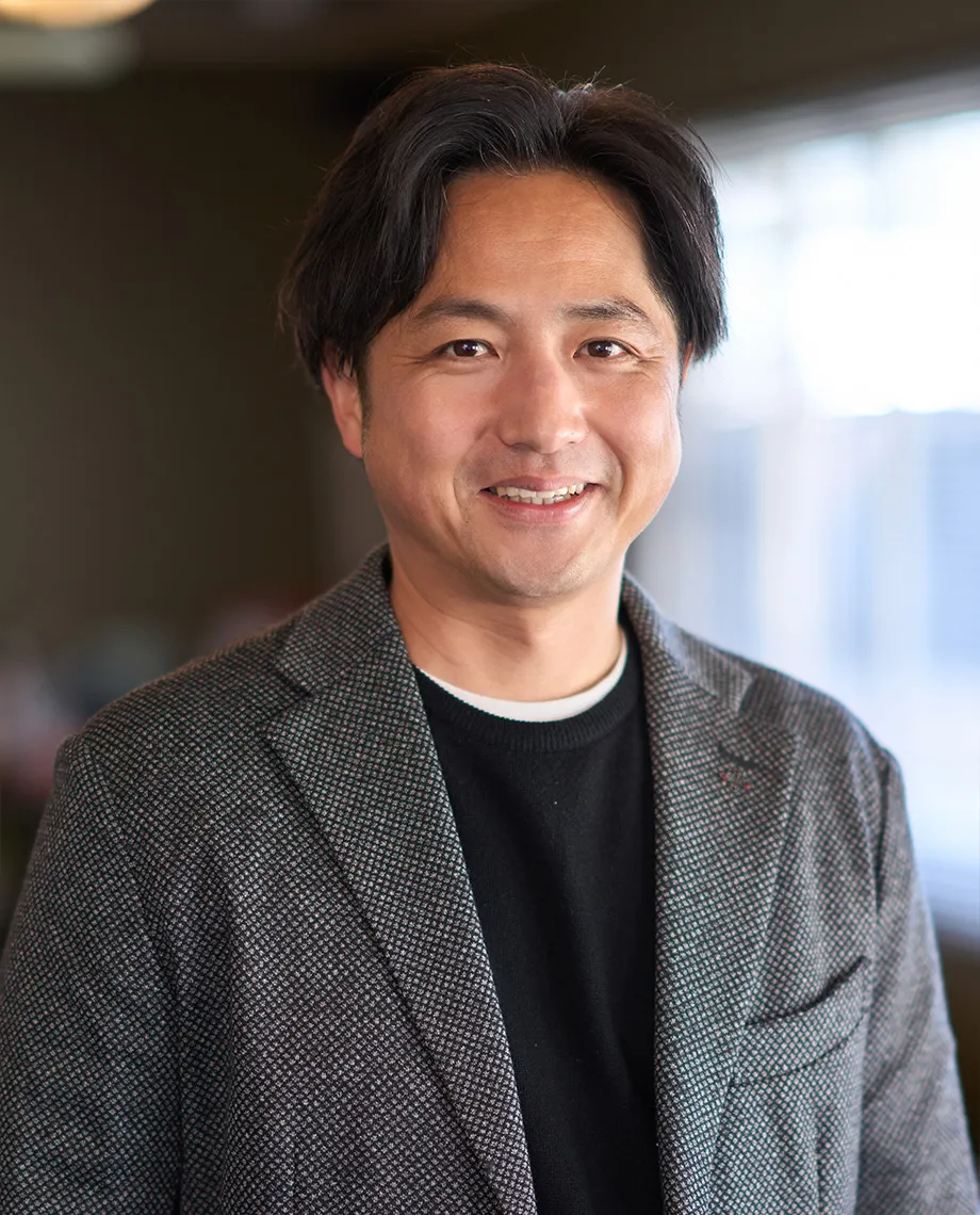 代表取締役 斉間 康弘