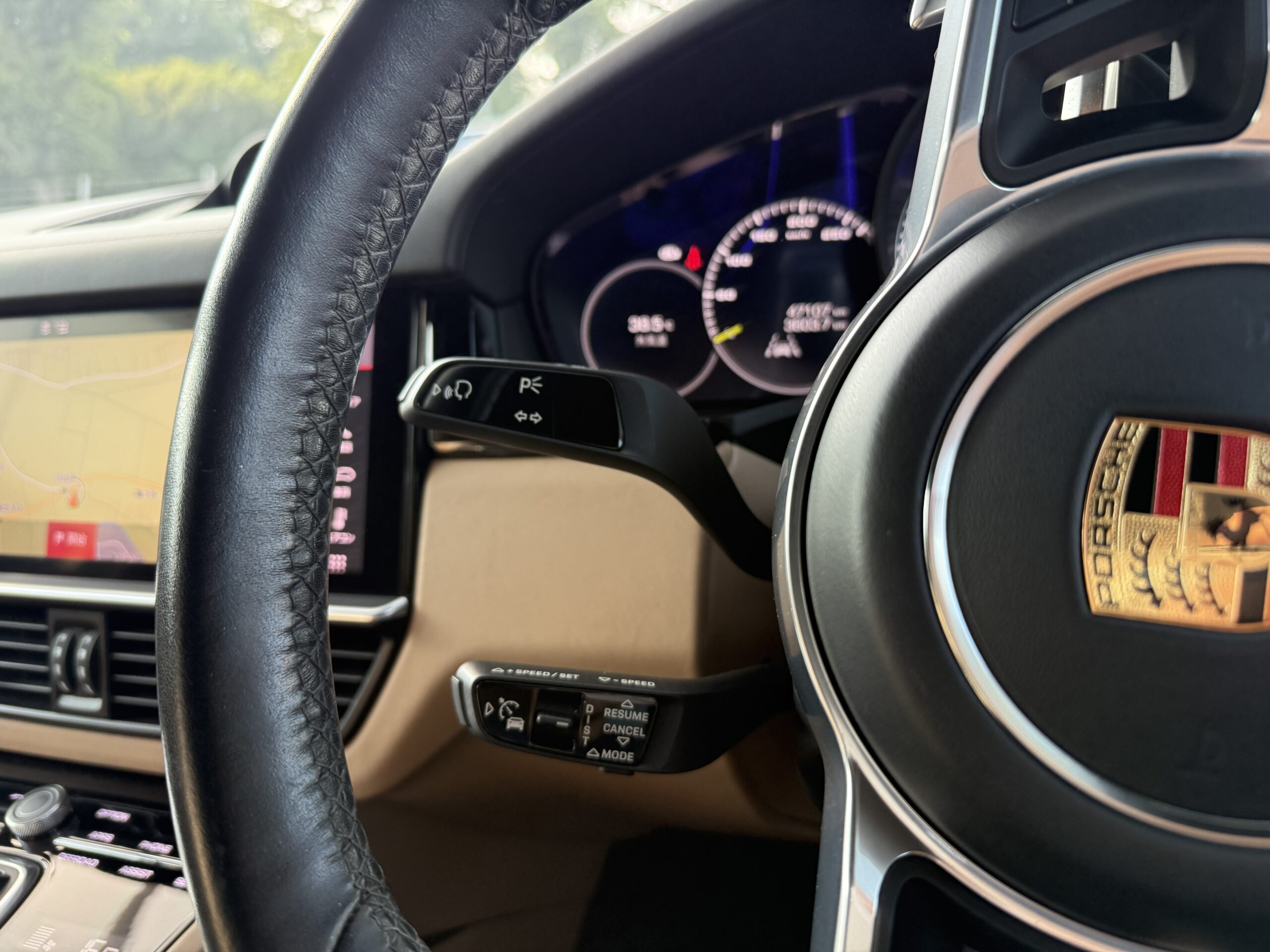 カイエンクーペ EハイブリッドTip-S 4WDの車両写真